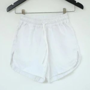 Atilla and Co ladies 100% linen shorts in white